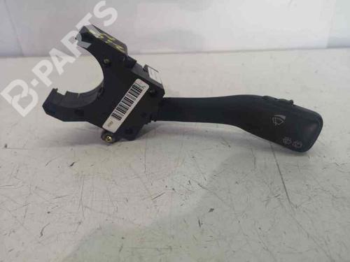 Used Steering column stalk SEAT LEON (1M1) 1.6 16 V (105 hp) 1350866