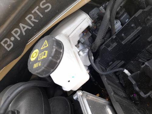 Used Brake master cylinder PEUGEOT 2008 II (UD_, US_, UY_, UJ_, UR_, UC_) 1.2 PureTech 100 (USHNK) (101 hp) 30006939