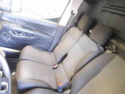 Used Right front seat Right front seat 37466831 37466831