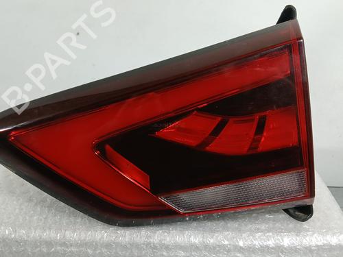 right-tailgate-light-mg-mg-zs-suv-azs1-2017-39658506 main image