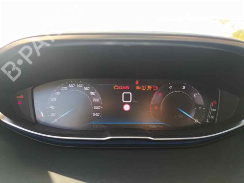 Used Instrument cluster PEUGEOT 5008 II (MC_, MJ_, MR_, M4_) [2016-2025]  22972529