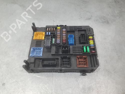 Used Fuse box Fuse box PEUGEOT 208 II (UB_, UP_, UW_, UJ_) 1.2 PureTech 100 (101 hp) 40012670 40012670