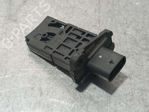 Used Mass air flow sensor FORD FIESTA VI (CB1, CCN) [2008-2017]  5676647