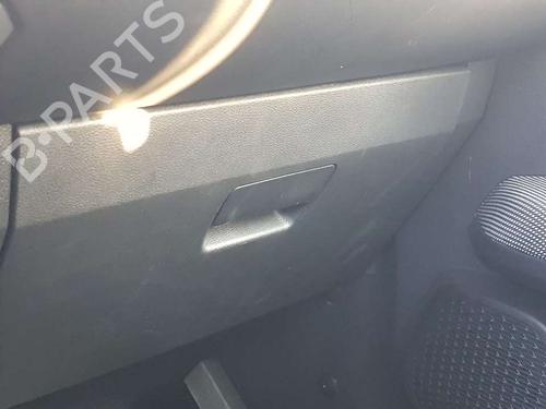 Used Glove box DACIA SANDERO III 1.0 TCe 90 (91 hp) 16735761