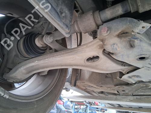 Used Right front suspension arm Right front suspension arm HYUNDAI i40 I (VF) 1.7 CRDI (141 hp) 33963833 33963833