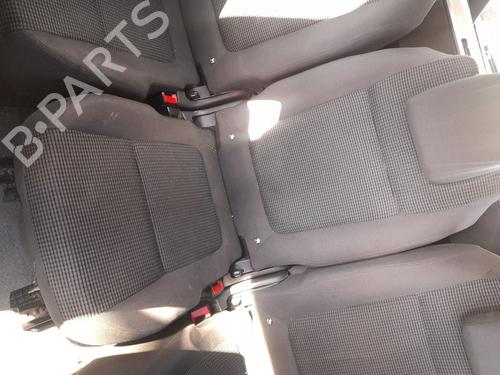 Siège arrière (2ème rangée) PEUGEOT 5008 (0U_, 0E_) 1.6 BlueHDi 120 (120 hp) 31885577