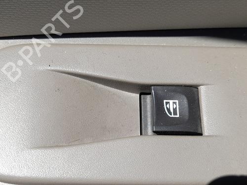 Used Right front window switch Right front window switch RENAULT CAPTUR I (J5_, H5_) 1.5 dCi 90 (J5N4, J5M5, J5MW, J5M6, J5AL, J5AJ) (90 hp) 36498606 36498606