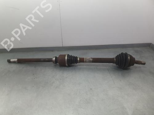 Used Right front driveshaft Right front driveshaft PEUGEOT 5008 (0U_, 0E_) 1.6 BlueHDi 115 (116 hp) 37514593 37514593