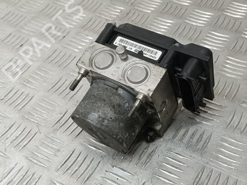 Used ABS pump NISSAN MICRA III (K12) [2002-2010]  3702956