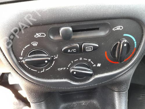 Commande Chauffage PEUGEOT 206 Hatchback (2A/C) 1.4 HDi eco 70 (68 hp) 27701582