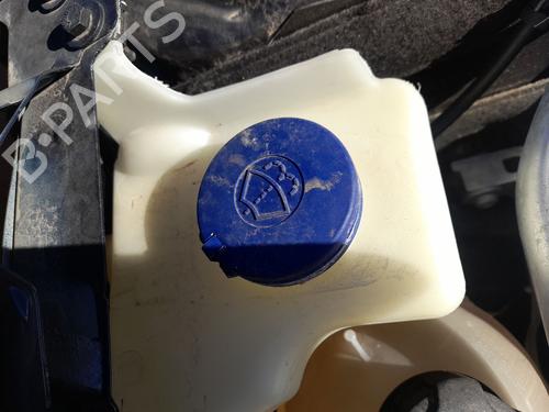 Used Windscreen washer tank Windscreen washer tank 31340277 31340277