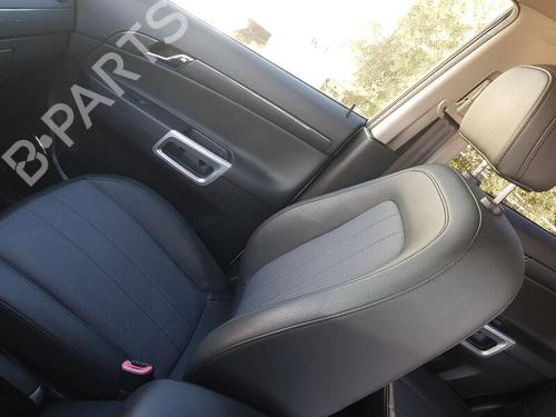 Used Right front seat OPEL ANTARA A (L07) 2.0 CDTI (127 hp) 26503101