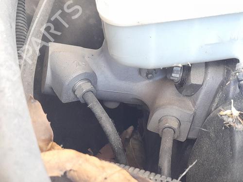 Used Brake master cylinder Brake master cylinder AUDI Q5 (8RB) 2.0 TDI quattro (170 hp) 36498000 36498000