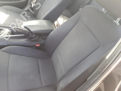 Used Left front seat BMW 1 (E87) 118 d (143 hp) 12526679