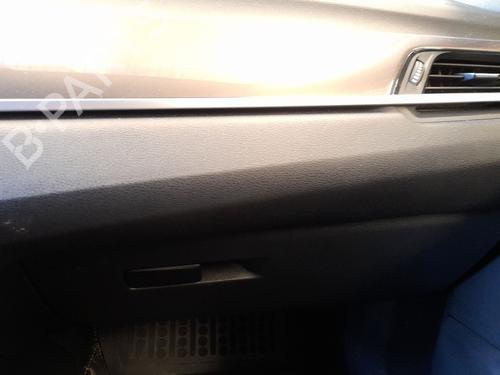 Porta-luvas Porta-luvas BMW X1 (F48) sDrive 18 d (150 hp) 36498720 36498720