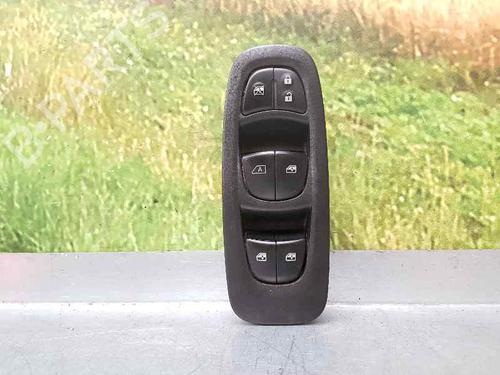 Used Left front window switch RENAULT KADJAR (HA_, HL_) [2015-2025]  4594905
