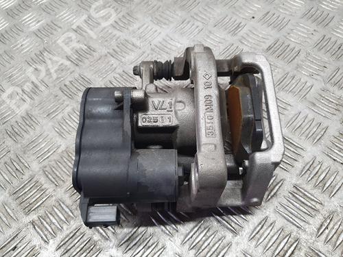 Used Right rear brake caliper PEUGEOT 5008 II (MC_, MJ_, MR_, M4_) 1.5 BlueHDi 130 (MCYHZJ, MCYHZR, MCYHZX) (131 hp) 11575280