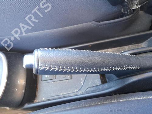 Used Hand brake TOYOTA YARIS (_P13_) 1.5 Hybrid (NHP130_, NHP130) (101 hp) 26395918