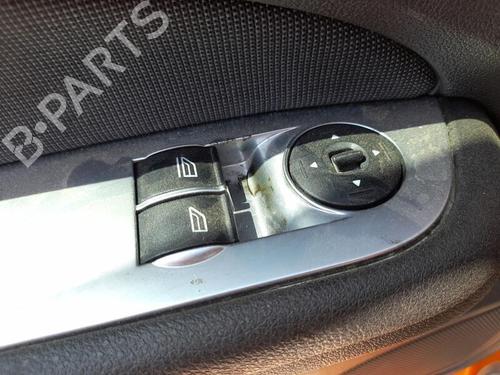 Interrupteur de vitre avant gauche FORD FOCUS II (DA_, HCP, DP) 2.5 ST (225 hp) 27479290