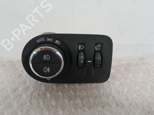 headlight-switch-opel-corsa-f-p2jo-2019-37796401 main image