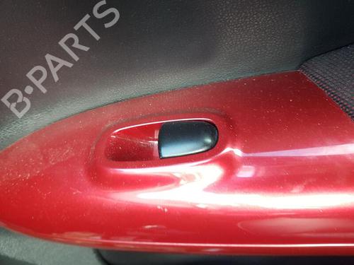 Used Right front window switch NISSAN JUKE (F15) 1.6 (117 hp) 29456942