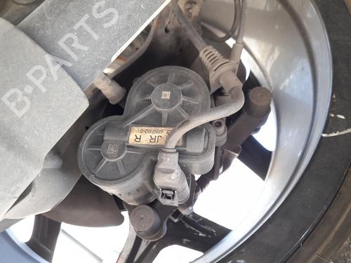 Pinça travão trás direita Pinça travão trás direita BMW X1 (F48) sDrive 18 d (150 hp) 36498736 36498736