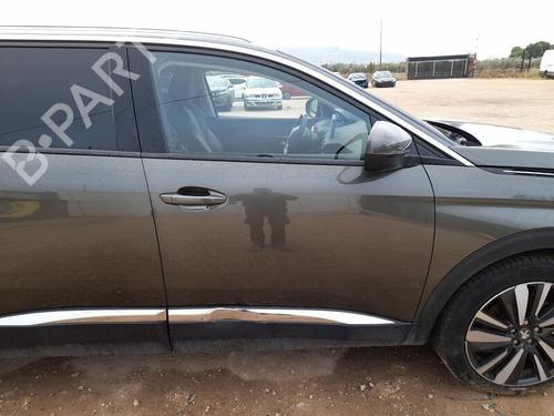 Used Right front door PEUGEOT 5008 II (MC_, MJ_, MR_, M4_) 1.2 THP (MRHNYH, MRHNYW, MRHNSJ, MRHNSU, MRHNSM) (131 hp) 29374258