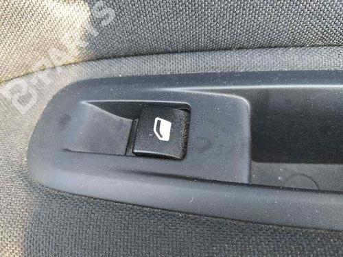 Used Right rear window switch Right rear window switch PEUGEOT 308 II (LB_, LP_, LW_, LH_, L3_) 1.6 HDi 100 (99 hp) 8122588 8122588