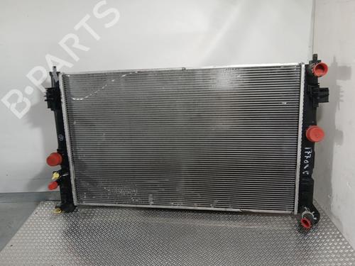 Used Water radiator Water radiator 36498460 36498460