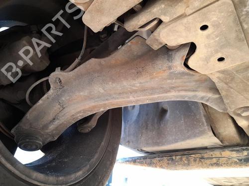 Used Right front suspension arm RENAULT MEGANE II (BM0/1_, CM0/1_) [2001-2012]  30181799