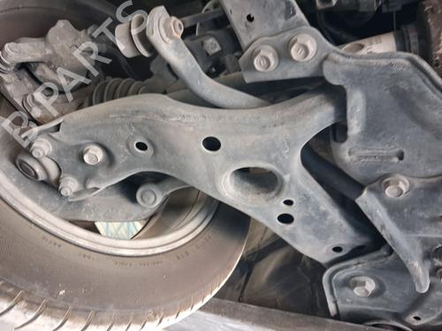 right-front-suspension-arm-toyota-auris-_e18_-2012-2013-2014-2015-2016-2017-2018-2019-38073345 main image