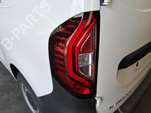 Used Left taillight Left taillight 38311676 38311676