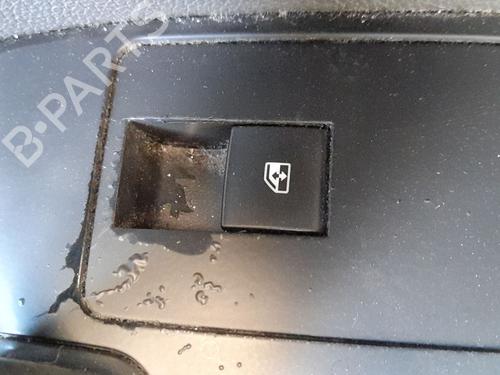 Used Right front window switch Right front window switch 37274182 37274182