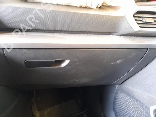 Used Glove box Glove box 37263812 37263812
