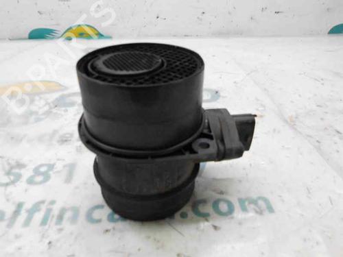 Used Mass air flow sensor KIA SORENTO I (JC) 2.5 CRDi 4WD (140 hp) 2127638