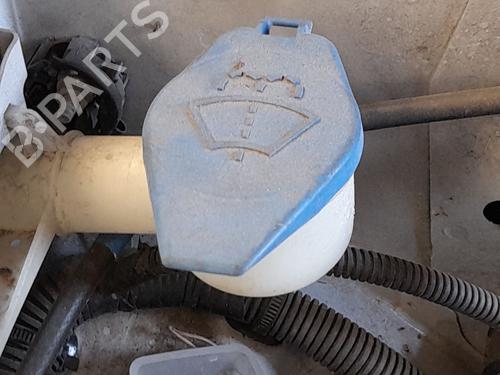 Used Windscreen washer tank Windscreen washer tank 37218323 37218323