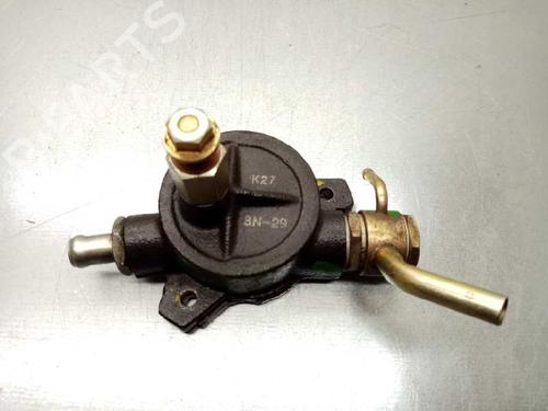 Used Vacuum pump OPEL CORSA B (S93) 1.7 D (F08, F68, M68) (60 hp) 1654833