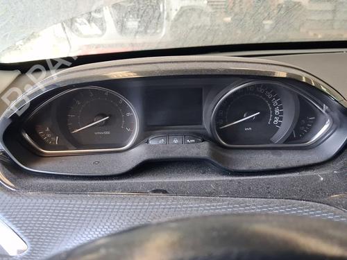 Used Instrument cluster Instrument cluster 39028079 39028079