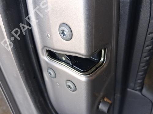 front-left-lock-toyota-c-hr-_x1_-2016-38413561 main image