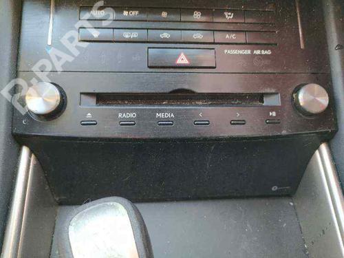 radio-lexus-is-iii-_e3_-300h-ave30_-ave30r-8614053570-2013-8251267 main image