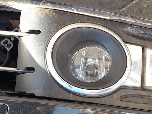right-front-fog-light-citroen-c6-td_-2005-2006-2007-2008-2009-2010-2011-2012-33826379 main image