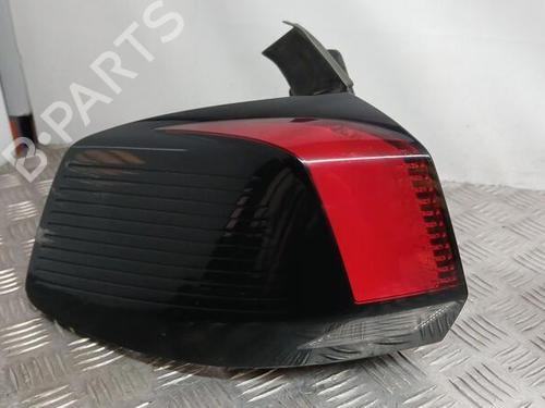Used Left taillight PEUGEOT 5008 II (MC_, MJ_, MR_, M4_) [2016-2026]  23841143