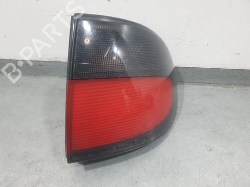 Used Right taillight Right taillight RENAULT MEGANE I Classic (LA0/1_) 1.6 e (LA0F, LA0S) (90 hp) 33986375 33986375