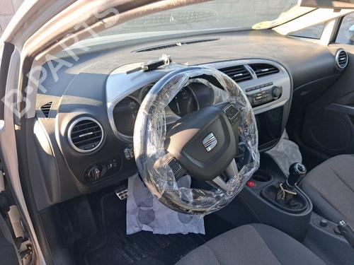 Left tailgate light SEAT LEON (1P1) 1.9 TDI | BP40452984C79 - Image 8