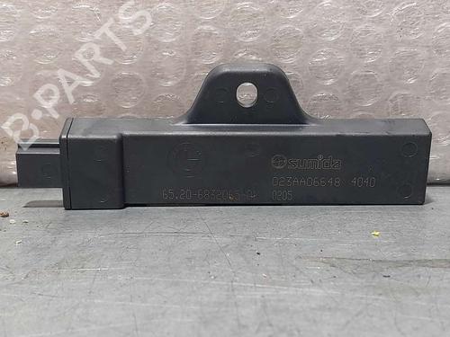 Used Electronic sensor BMW 1 (F40) 118 i (140 hp) 18095657