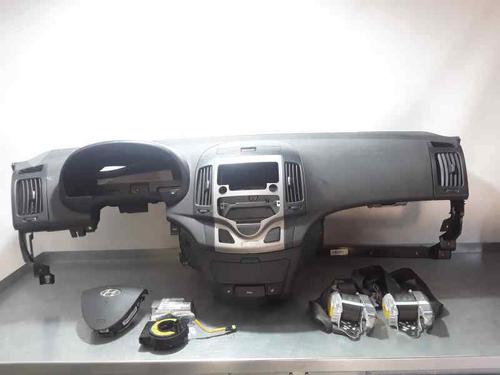 Used Airbag Kit Airbag Kit HYUNDAI i30 (FD) 1.6 CRDi (116 hp) 3722885 3722885