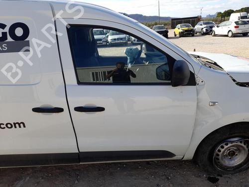 Used Right front door RENAULT EXPRESS Box Body/MPV [2021-2025]  29307791