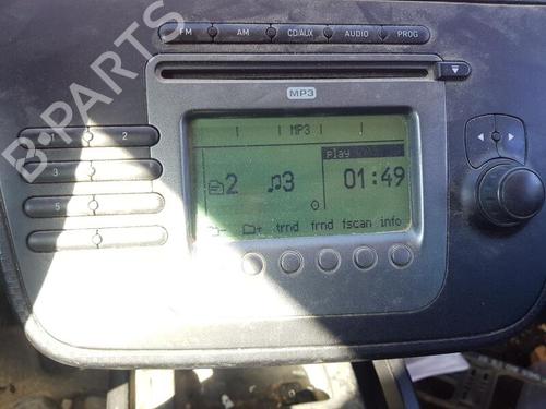 Used Radio SEAT ALTEA (5P1) 1.9 TDI (105 hp) 26395681