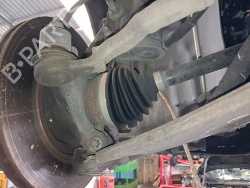 Used Left front steering knuckle Left front steering knuckle CITROËN C4 III (BA_, BB_, BC_) 1.2 PureTech 130 (BAHNSA, BAHNSB) (130 hp) 39658621 39658621