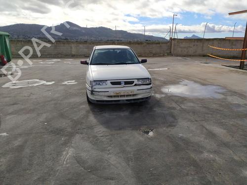 Right front indicator SEAT TOLEDO I (1L2) 1.9 TDI | BP32325683C33